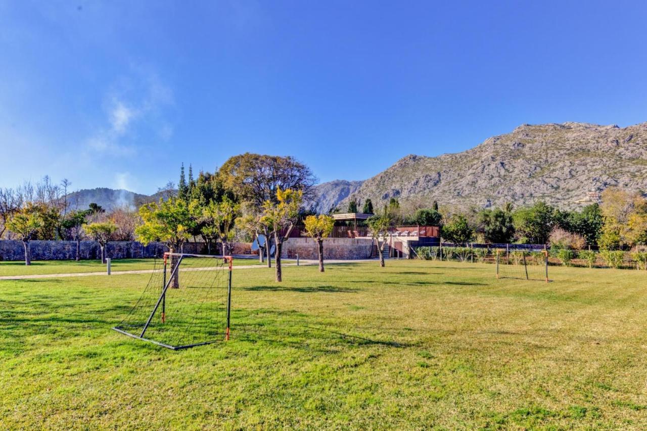 Cladera Villa