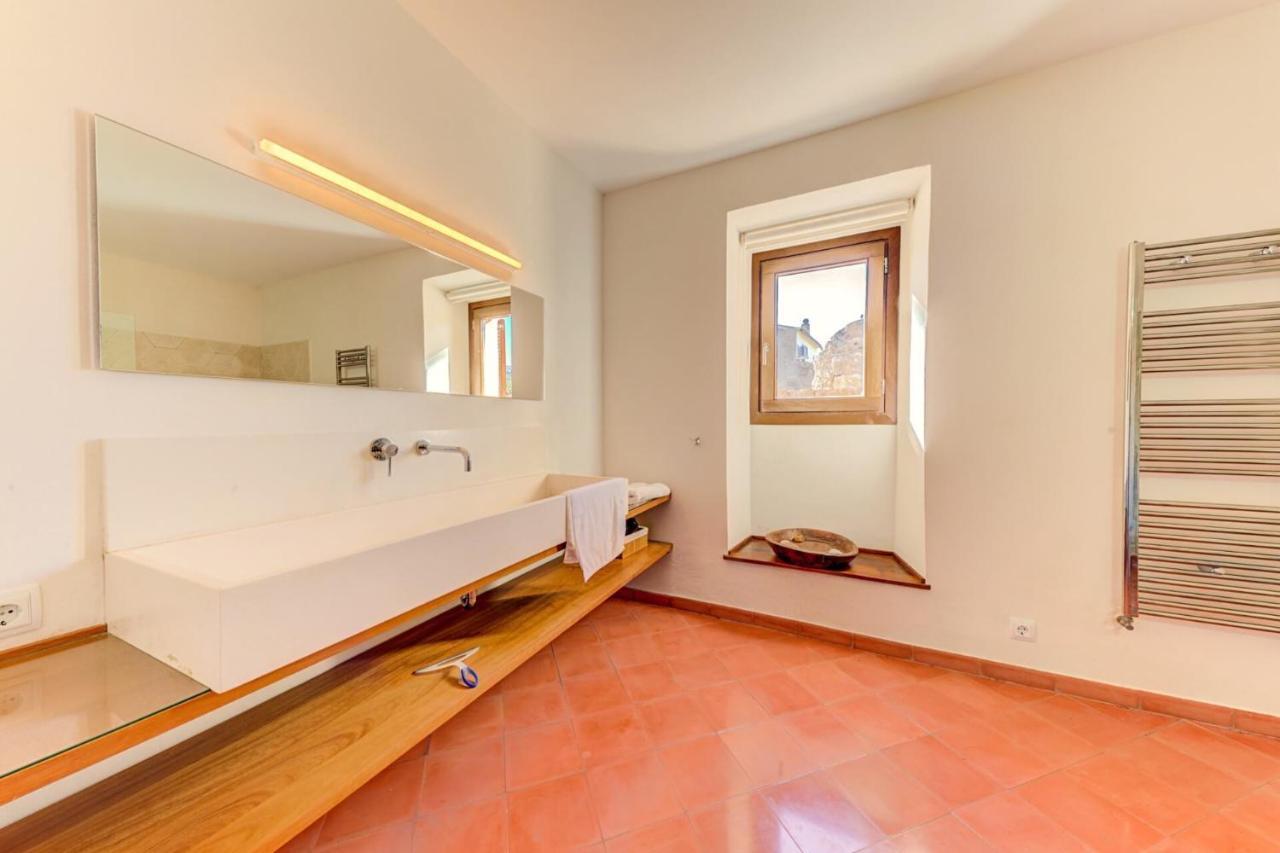 Cladera Villa
